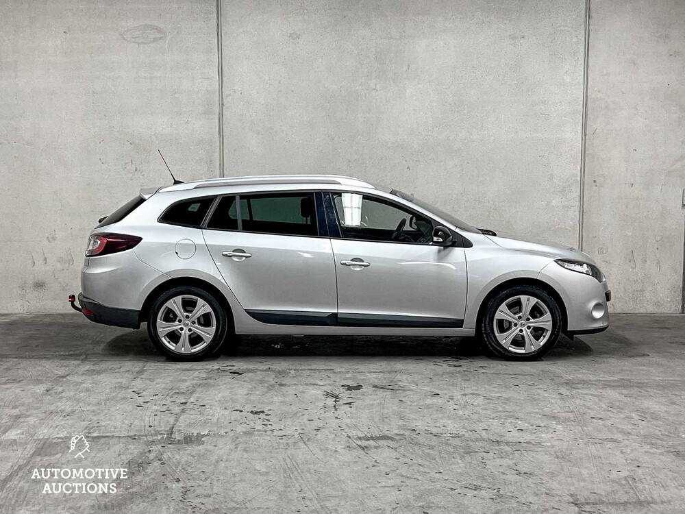PHOTOS! Renault Mégane Estate 1.6 Parisienne 110hp 2011 (Original-NL), 19-RFF-1