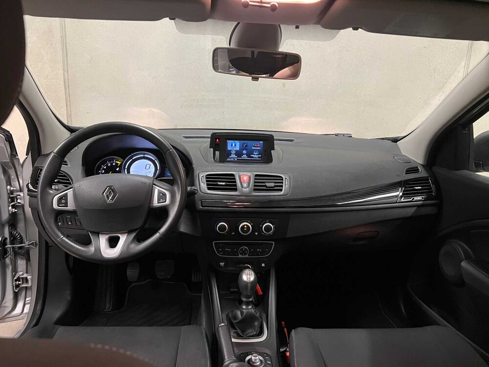 PHOTOS! Renault Mégane Estate 1.6 Parisienne 110hp 2011 (Original-NL), 19-RFF-1