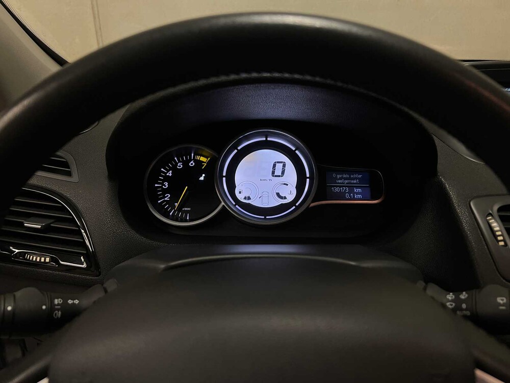 PHOTOS! Renault Mégane Estate 1.6 Parisienne 110hp 2011 (Original-NL), 19-RFF-1