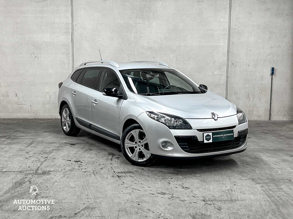PHOTOS! Renault Mégane Estate 1.6 Parisienne 110hp 2011 (Original-NL), 19-RFF-1