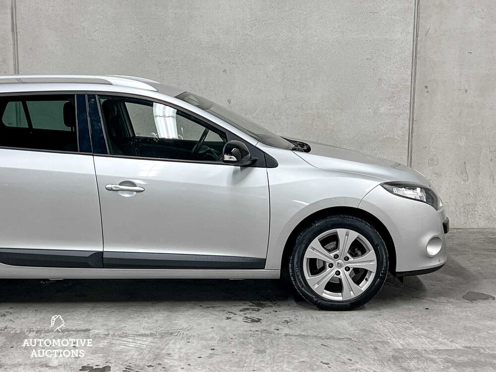 PHOTOS! Renault Mégane Estate 1.6 Parisienne 110hp 2011 (Original-NL), 19-RFF-1