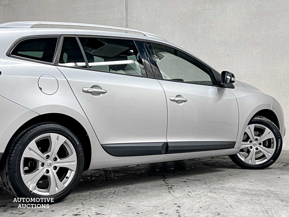 PHOTOS! Renault Mégane Estate 1.6 Parisienne 110hp 2011 (Original-NL), 19-RFF-1