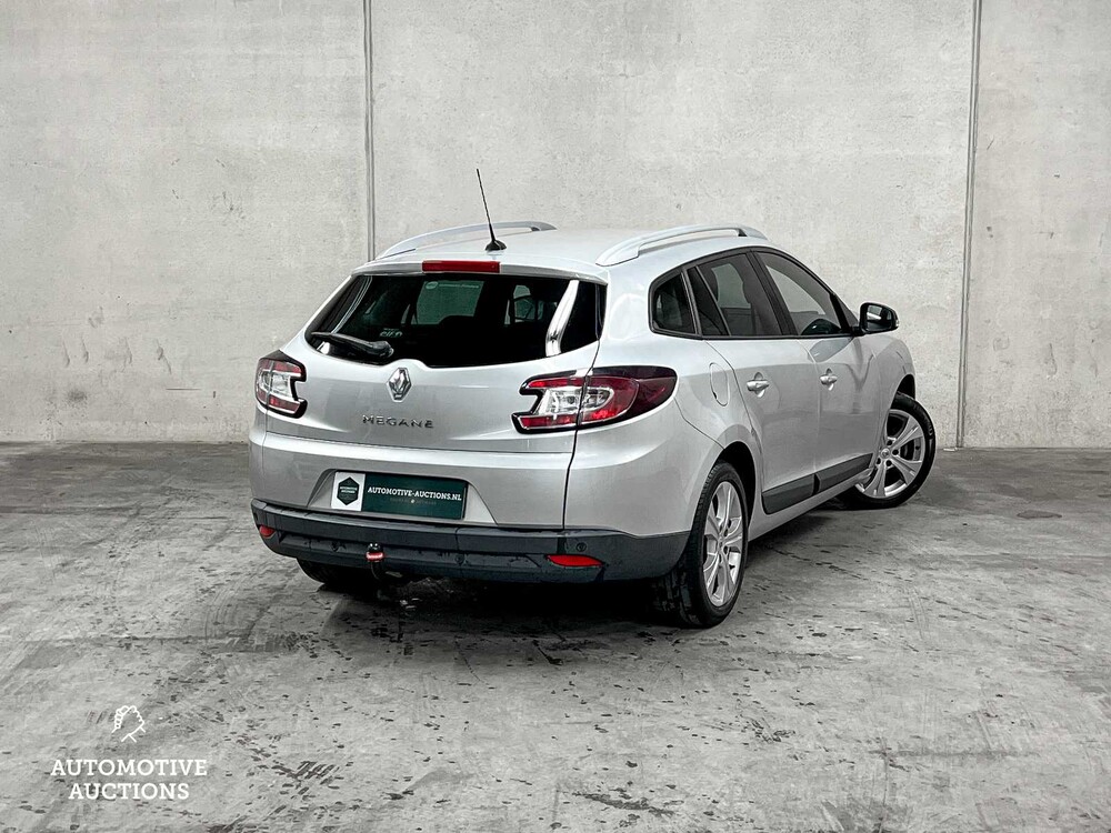 PHOTOS! Renault Mégane Estate 1.6 Parisienne 110hp 2011 (Original-NL), 19-RFF-1