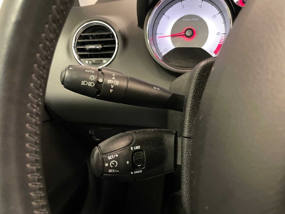 Peugeot 308 1.6 THP Allure 156hp 2012 (Original-UK), 30-SXK-7