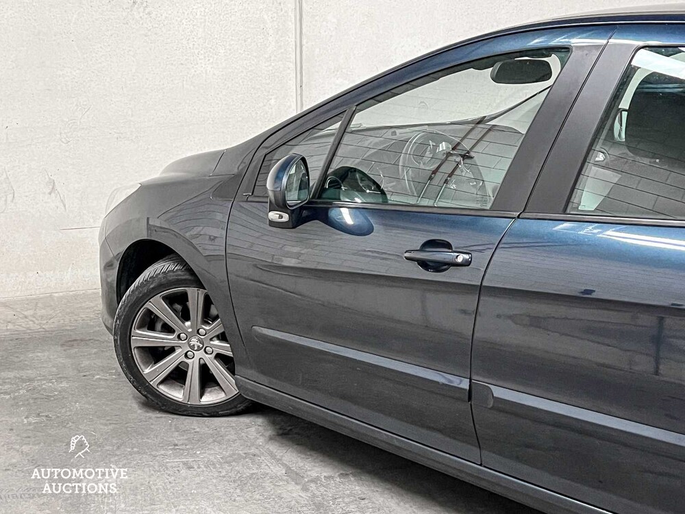 Peugeot 308 1.6 THP Allure 156hp 2012 (Original-UK), 30-SXK-7