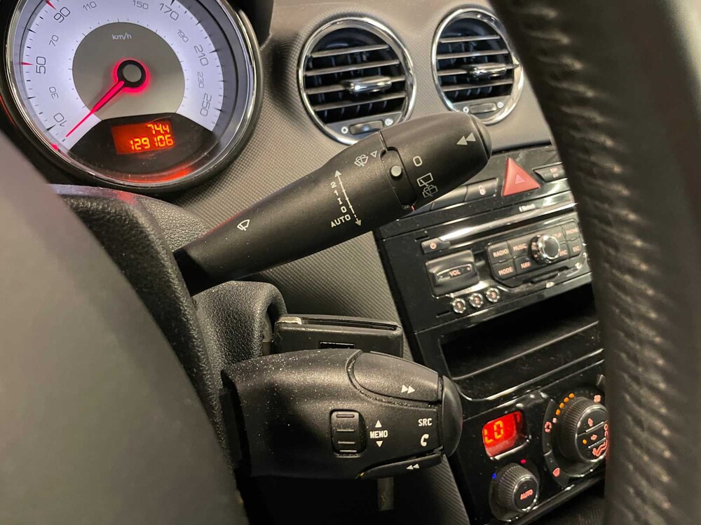 Peugeot 308 1.6 THP Allure 156hp 2012 (Original-UK), 30-SXK-7