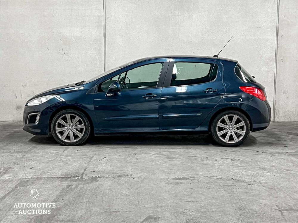 Peugeot 308 1.6 THP Allure 156hp 2012 (Original-UK), 30-SXK-7