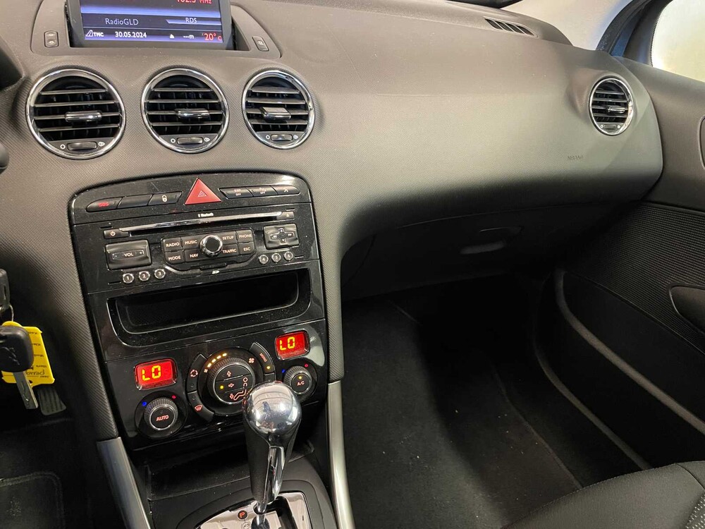 Peugeot 308 1.6 THP Allure 156hp 2012 (Original-UK), 30-SXK-7