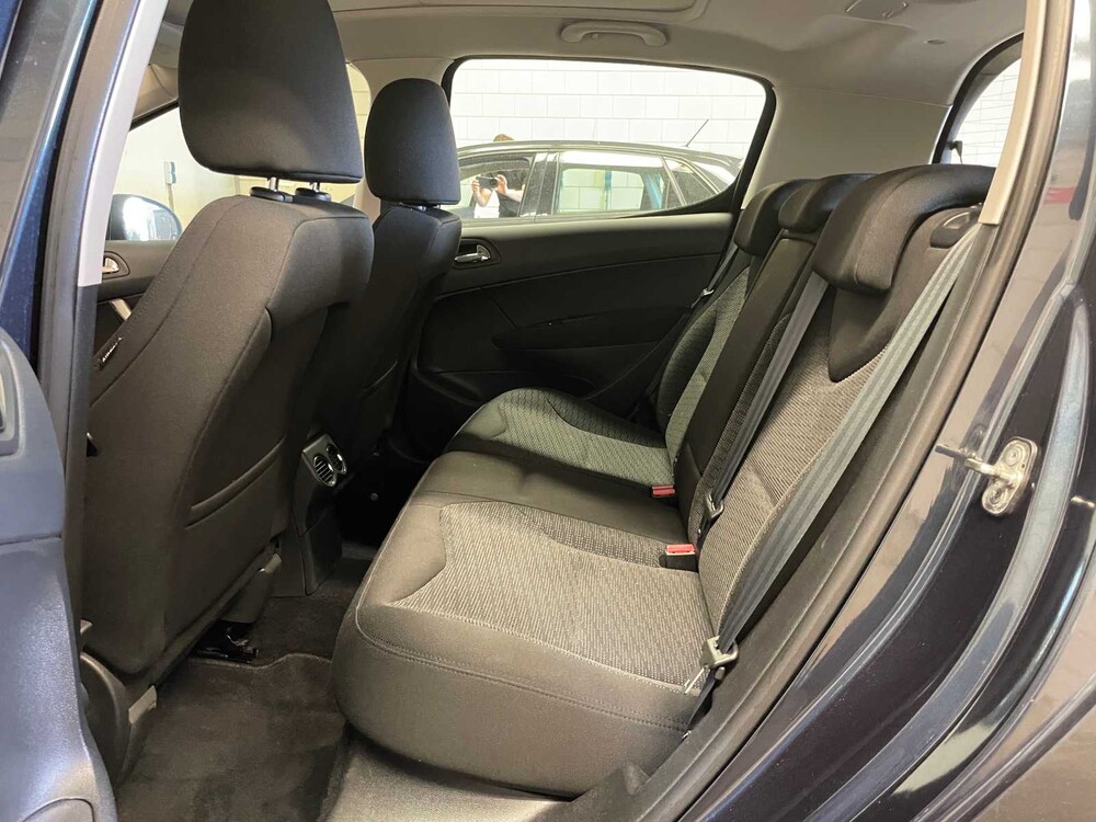 Peugeot 308 1.6 THP Allure 156hp 2012 (Original-UK), 30-SXK-7