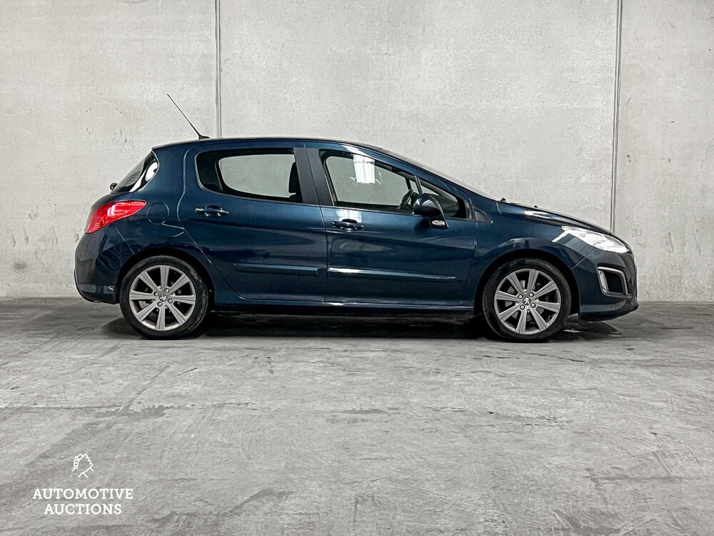 Peugeot 308 1.6 THP Allure 156hp 2012 (Original-UK), 30-SXK-7