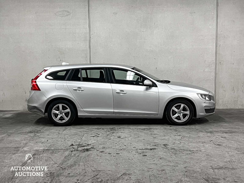 Volvo V60 2.0 150hp 2018