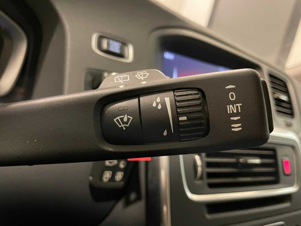 Volvo V60 2.0 150hp 2018