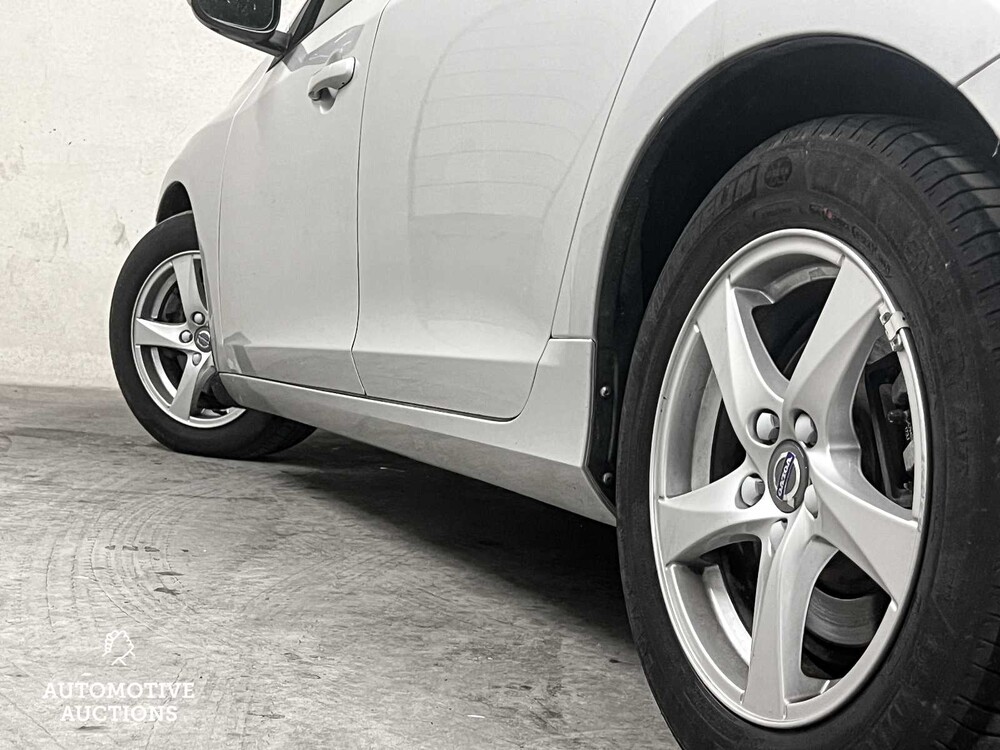 Volvo V60 2.0 150hp 2018