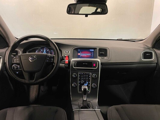 Volvo V60 2.0 150pk 2018