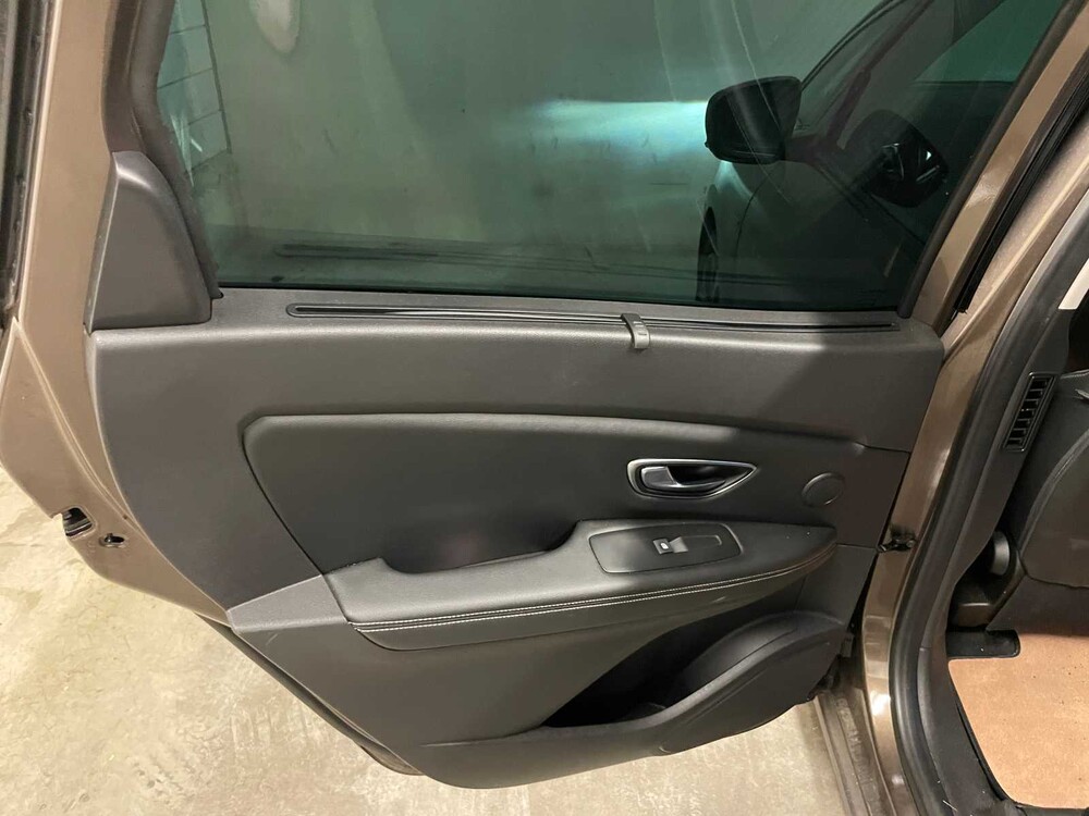 PHOTOS! KM! CHECK! CHASSIS! B/M? Renault Grand Scénic 1.5 dCi Bose 110hp 2017 (Original-NL), PL-735-X