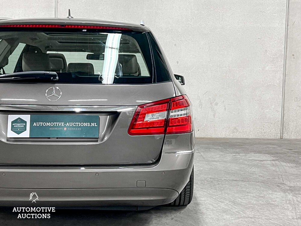 Mercedes-Benz E250 Estate CGI Business Class Avantgarde 204hp 2010 (Original-NL) E-class, 65-KTS-5