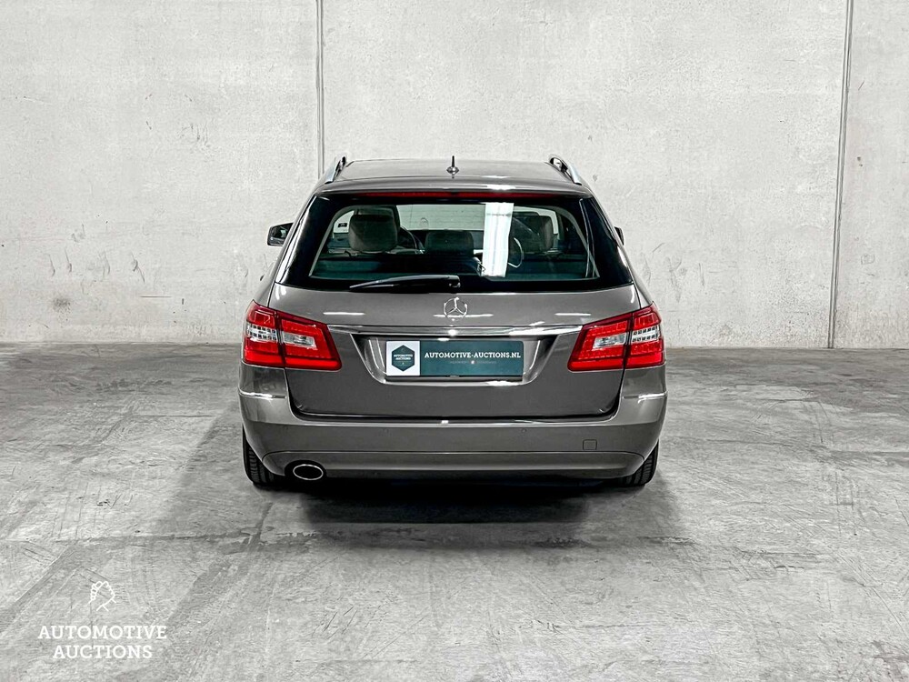 Mercedes-Benz E250 Estate CGI Business Class Avantgarde 204hp 2010 (Original-NL) E-class, 65-KTS-5