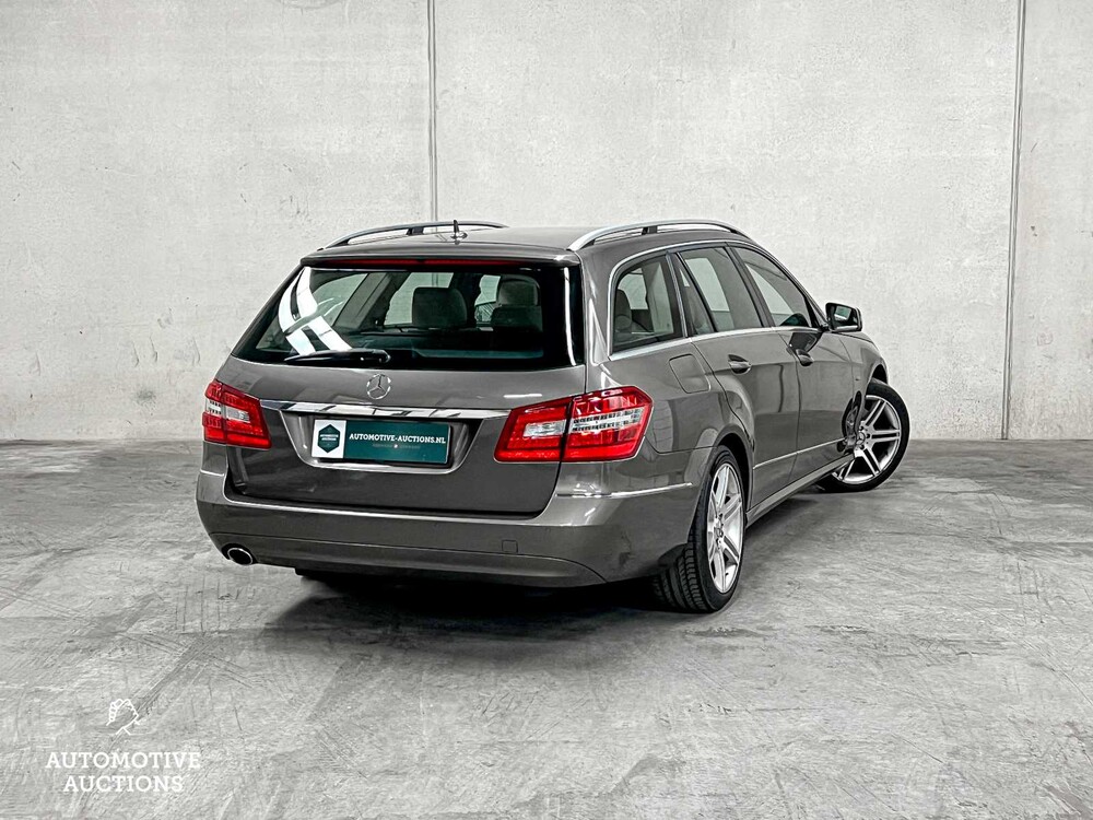 Mercedes-Benz E250 Estate CGI Business Class Avantgarde 204hp 2010 (Original-NL) E-class, 65-KTS-5
