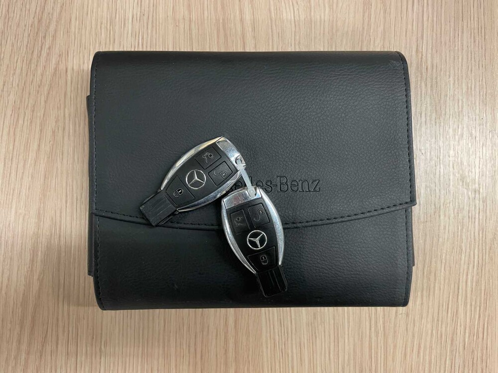 Mercedes-Benz E250 Estate CGI Business Class Avantgarde 204hp 2010 (Original-NL) E-class, 65-KTS-5