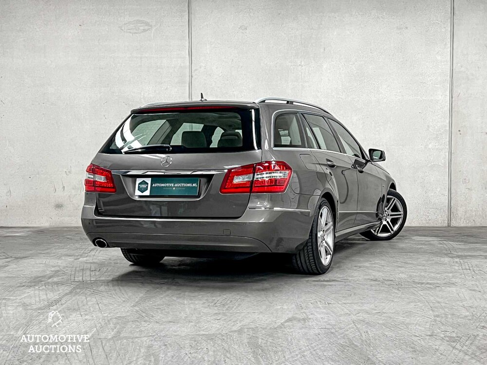 Mercedes-Benz E250 Estate CGI Business Class Avantgarde 204hp 2010 (Original-NL) E-class, 65-KTS-5