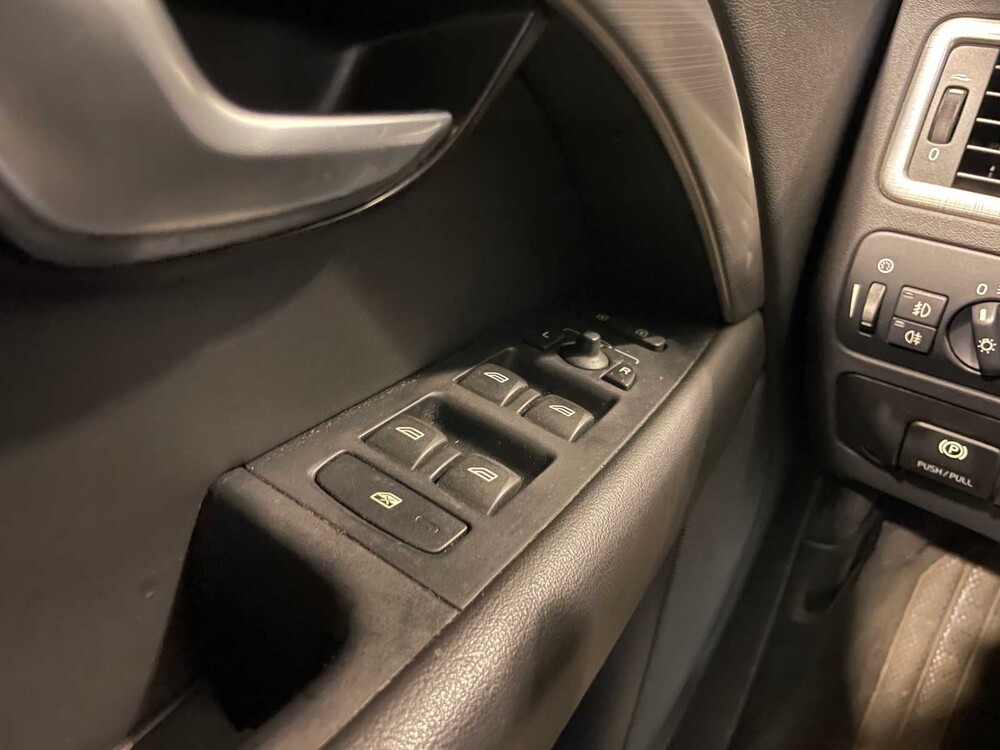 Volvo V70 2.4D Limited Edition 175hp 2010 (original-NL), 45-KPP-5