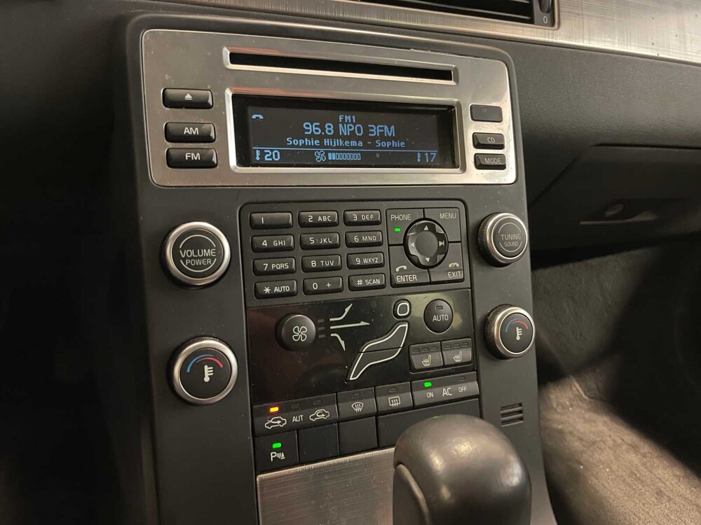 Volvo V70 2.4D Limited Edition 175hp 2010 (original-NL), 45-KPP-5
