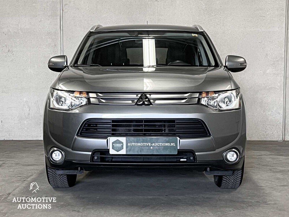 Mitsubishi Outlander 2.0 Business Edition 7-Seater 150hp 2015 (Original-NL), GD-172-K