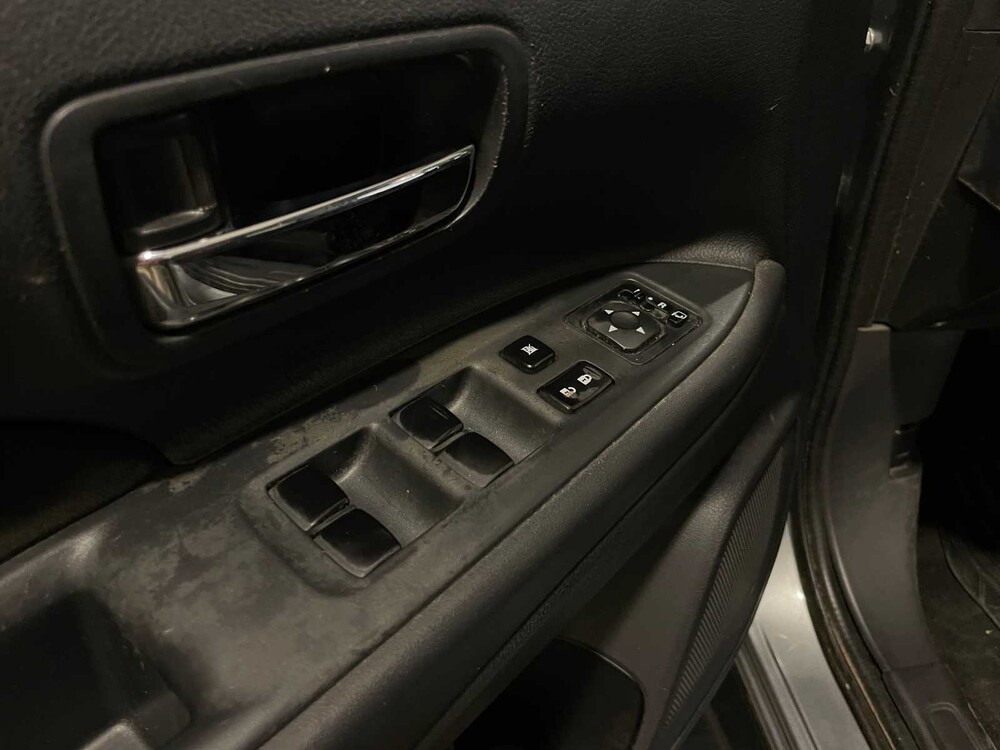 Mitsubishi Outlander 2.0 Business Edition 7-Seater 150hp 2015 (Original-NL), GD-172-K