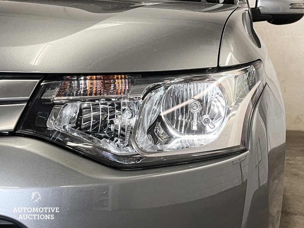 Mitsubishi Outlander 2.0 Business Edition 7-Seater 150hp 2015 (Original-NL), GD-172-K