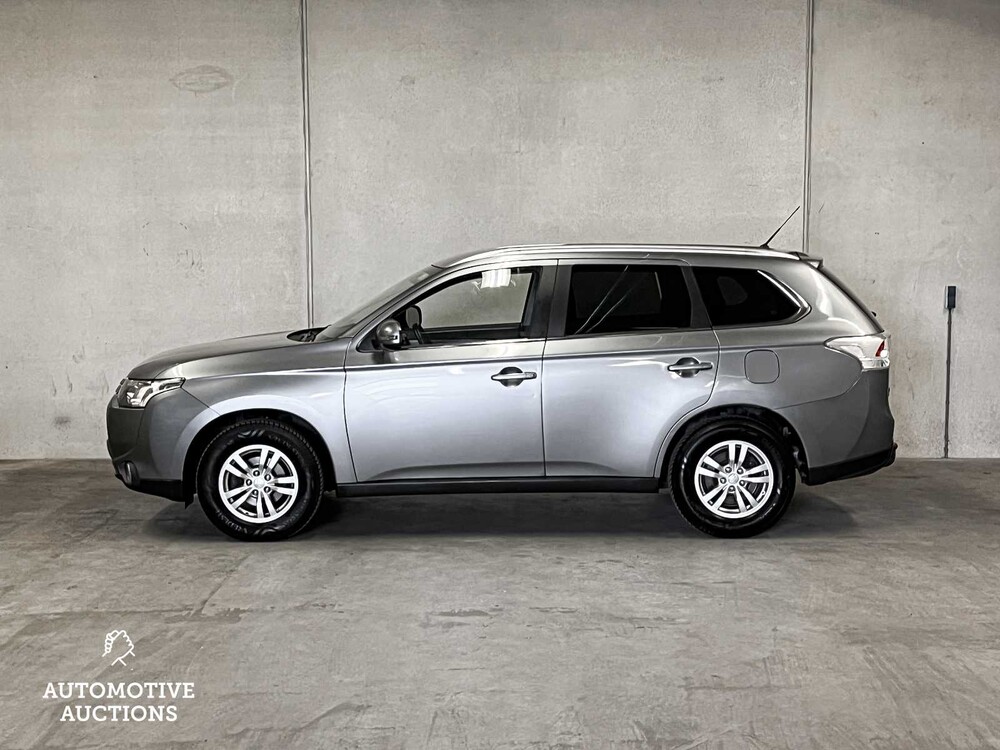 Mitsubishi Outlander 2.0 Business Edition 7-Seater 150hp 2015 (Original-NL), GD-172-K