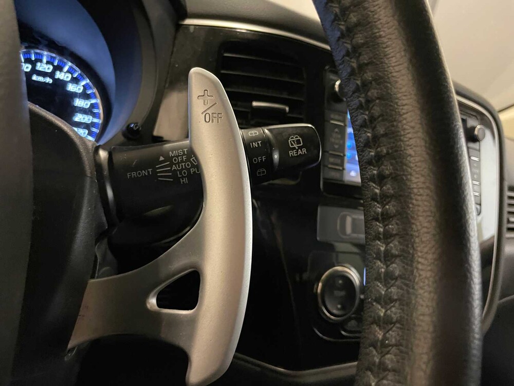 Mitsubishi Outlander 2.0 Business Edition 7-Seater 150hp 2015 (Original-NL), GD-172-K