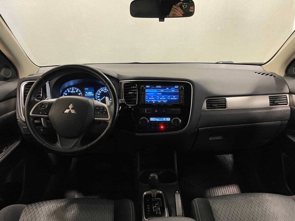 Mitsubishi Outlander 2.0 Business Edition 7-Seater 150hp 2015 (Original-NL), GD-172-K