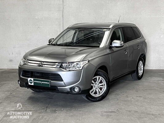 Mitsubishi Outlander 2.0 Business Edition 7-Seater 150hp 2015 (Original-NL), GD-172-K