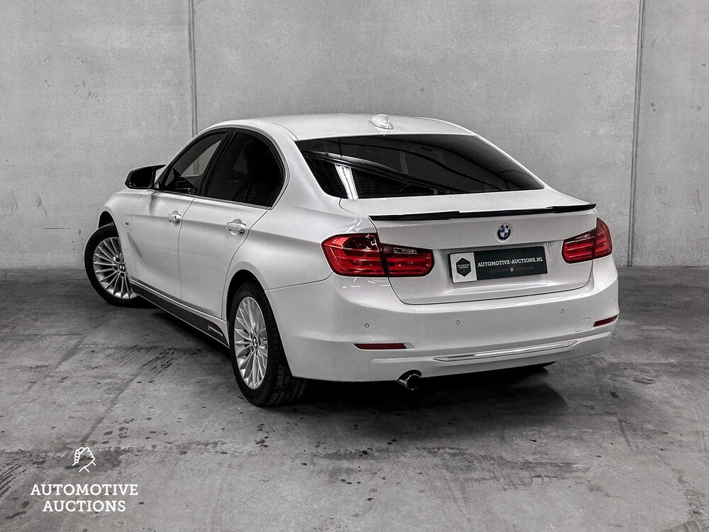 BMW 320i High Executive 184hp 2012 F30 3-Series (ORIGINAL-UK), 97-TSH-3