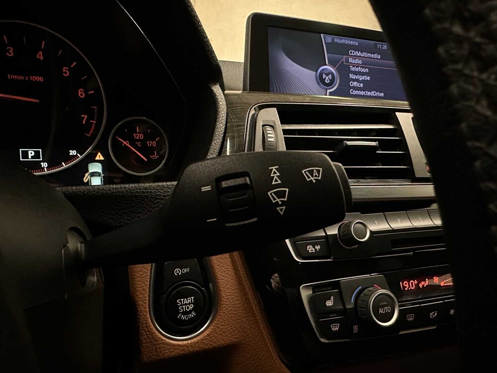 BMW 320i High Executive 184hp 2012 F30 3-Series (ORIGINAL-UK), 97-TSH-3