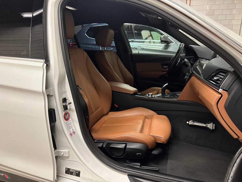 BMW 320i High Executive 184hp 2012 F30 3-Series (ORIGINAL-UK), 97-TSH-3