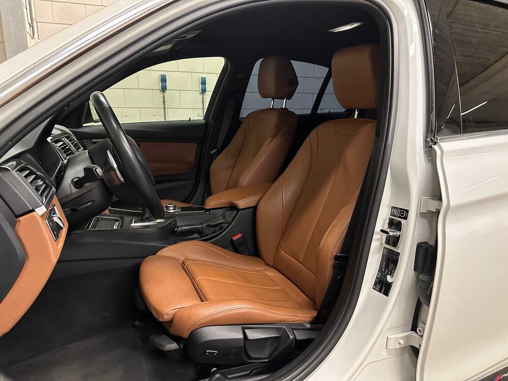 BMW 320i High Executive 184hp 2012 F30 3-Series (ORIGINAL-UK), 97-TSH-3