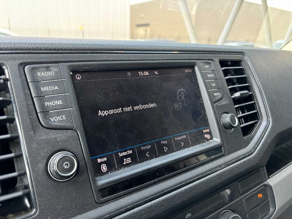 Volkswagen Crafter 35 2.0 TDI L3H2 DC Trendline (Original-NL) Commercial vehicle 102hp 2018, V-403-KZ