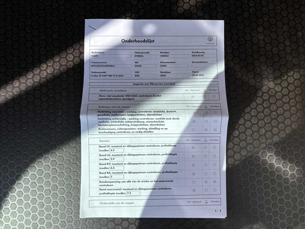 Volkswagen Crafter 35 2.0 TDI L3H2 DC Trendline (Original-NL) Commercial vehicle 102hp 2018, V-403-KZ