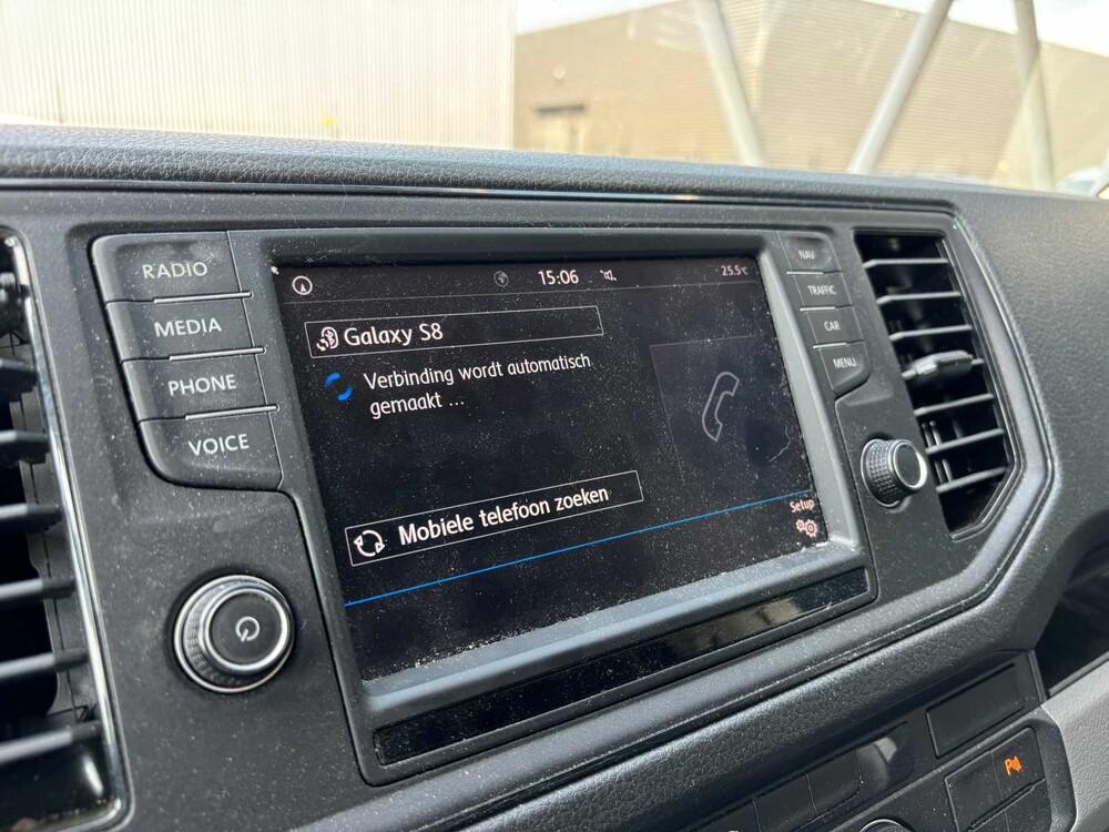 Volkswagen Crafter 35 2.0 TDI L3H2 DC Trendline (Original-NL) Commercial vehicle 102hp 2018, V-403-KZ