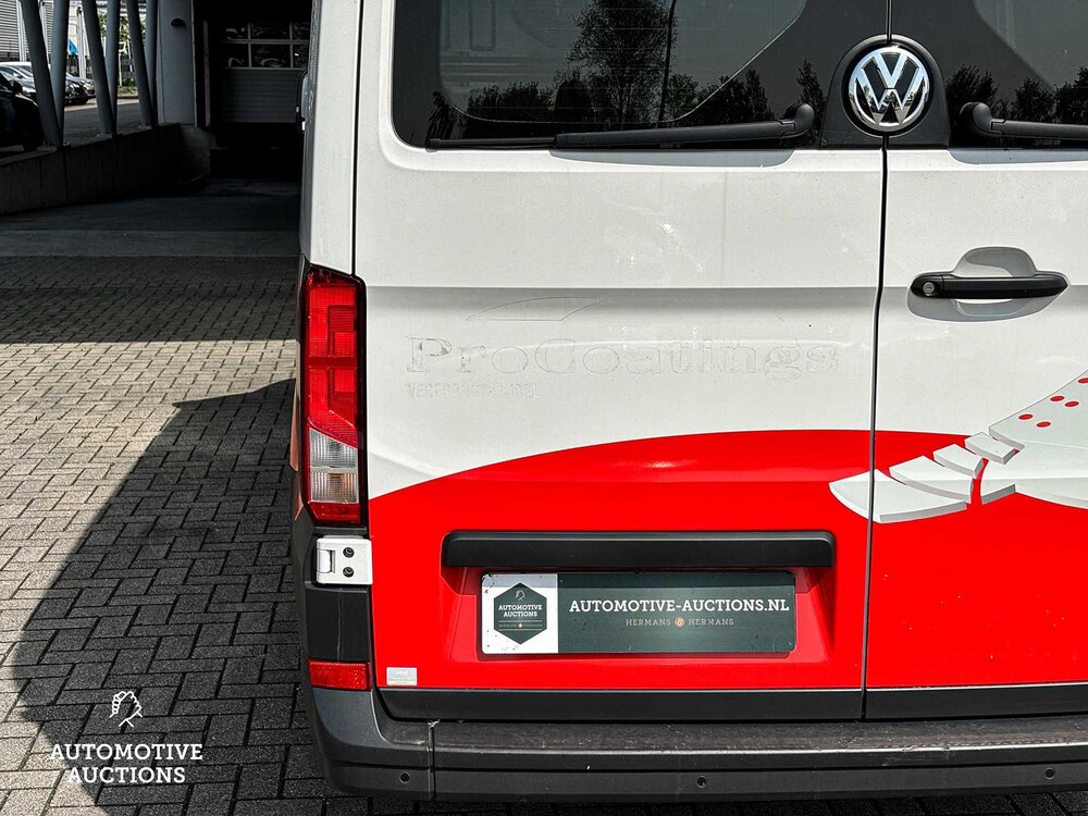 Volkswagen Crafter 35 2.0 TDI L3H2 DC Trendline (Original-NL) Commercial vehicle 102hp 2018, V-403-KZ