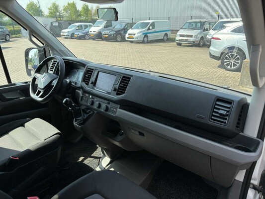 Volkswagen Crafter 35 2.0 TDI L3H2 DC Trendline (Original-NL) Commercial vehicle 102hp 2018, V-403-KZ