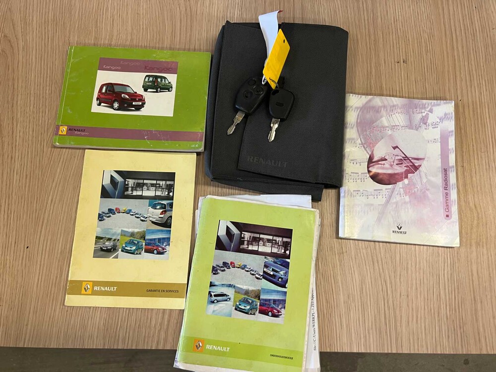 Renault Kangoo 1.5 dCi Privilège 84hp 2006 Commercial vehicle, 54-TD-GS Youngtimer