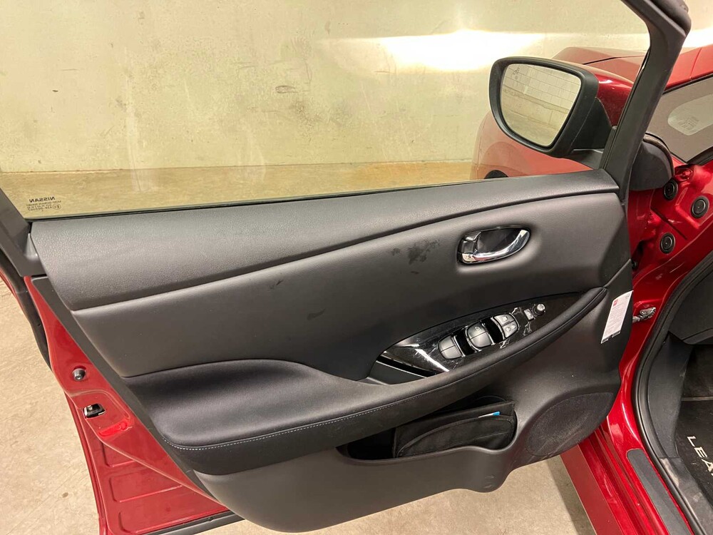 PHOTOS! CHASSIS! KM! CHECK! Nissan LEAF N-Connecta 40 kWh 150hp 2018 (original-NL + 1st owner), TZ-306-X