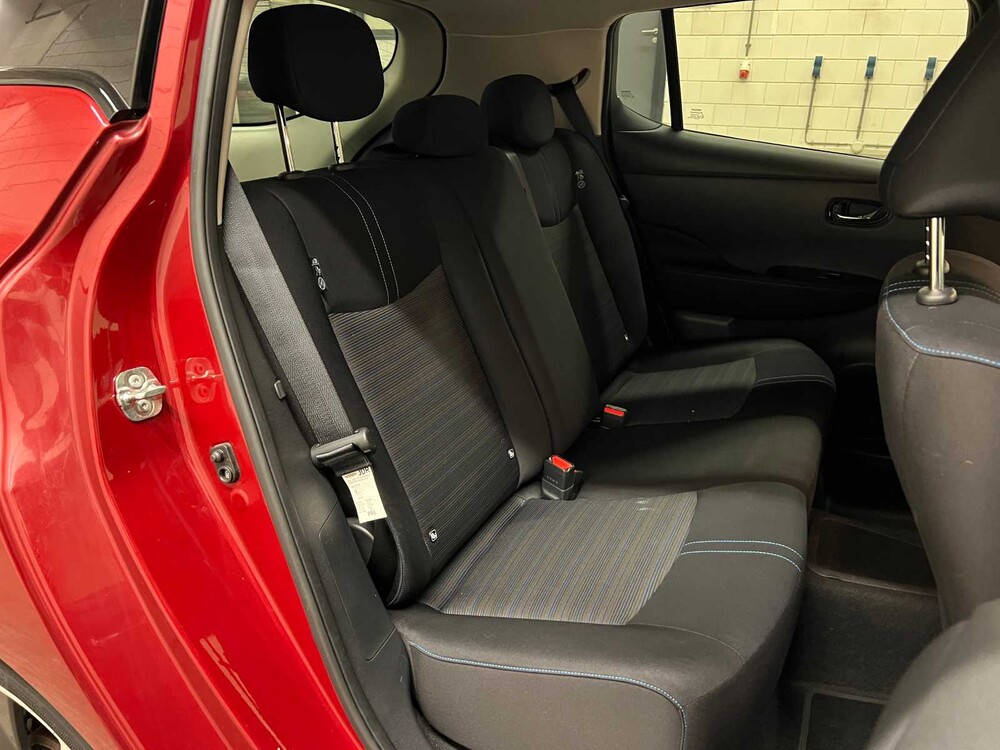 PHOTOS! CHASSIS! KM! CHECK! Nissan LEAF N-Connecta 40 kWh 150hp 2018 (original-NL + 1st owner), TZ-306-X