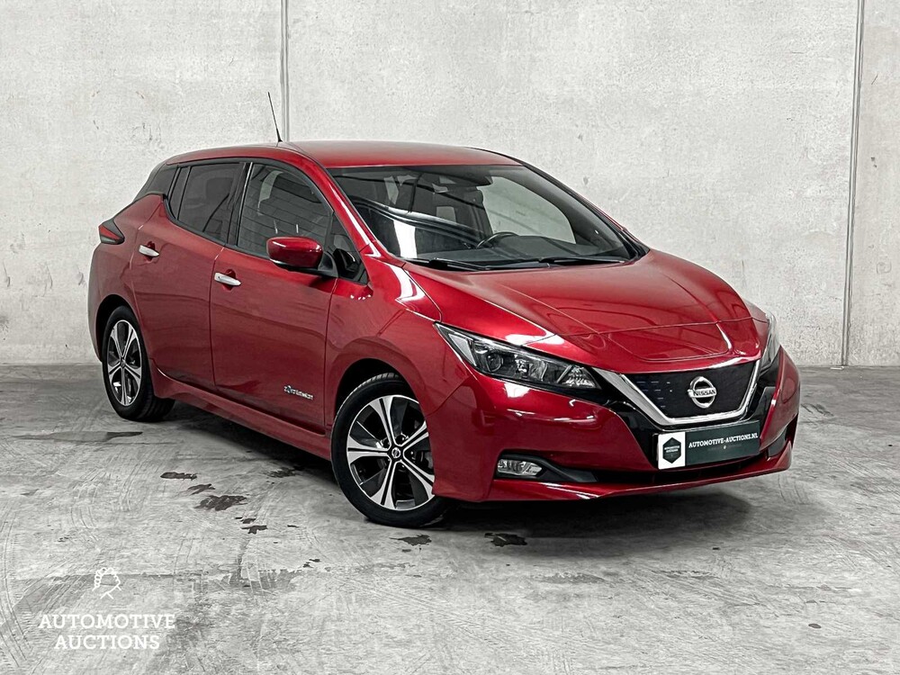 PHOTOS! CHASSIS! KM! CHECK! Nissan LEAF N-Connecta 40 kWh 150hp 2018 (original-NL + 1st owner), TZ-306-X