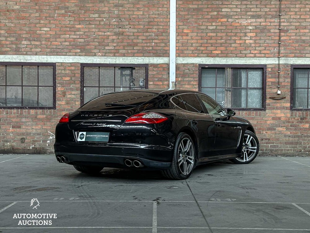 Porsche Panamera Hybrid 3.0 V6 380pk 2011 8-speed