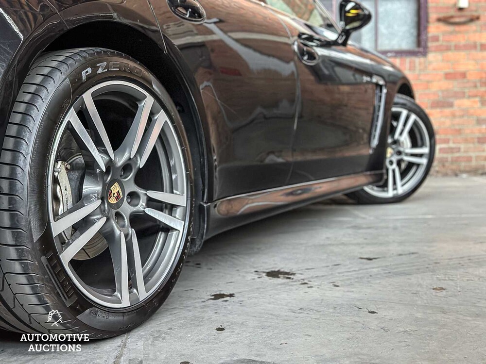 Porsche Panamera Hybrid 3.0 V6 380pk 2011 8-speed