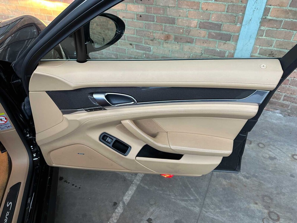 Porsche Panamera Hybrid 3.0 V6 380pk 2011 8-speed