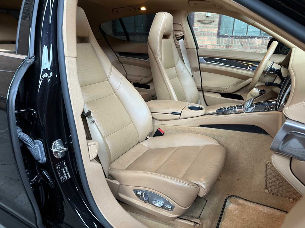 Porsche Panamera Hybrid 3.0 V6 380pk 2011 8-speed